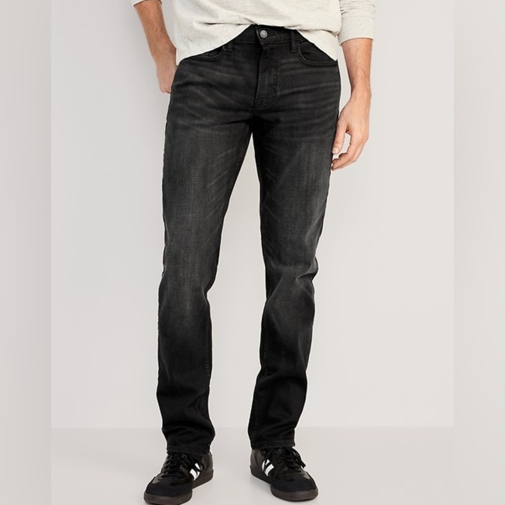 Old Navy Straight 360° Stretch Performance Jeans in Washed Black Size 40x30